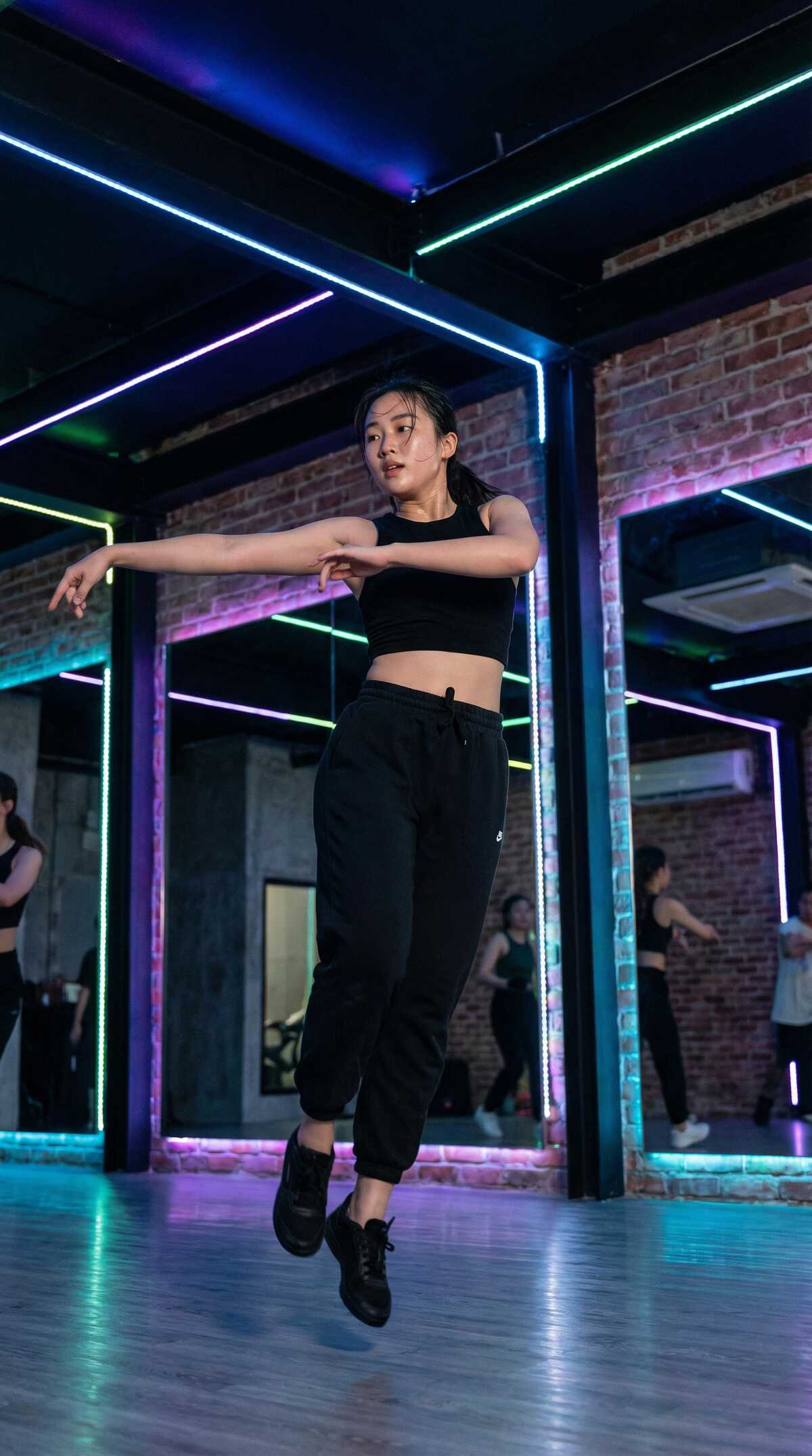 蘑菇视频文化研究员周雅文